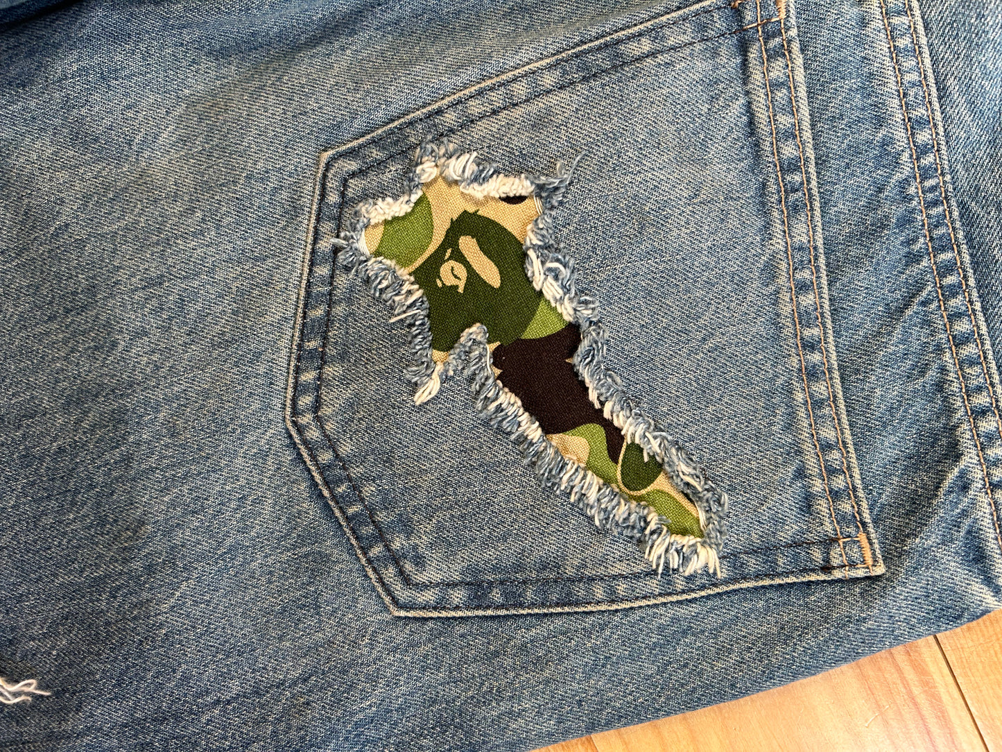 FamShopCustom Uniqlo x Bape "BAPE-fied" denim jeans. 30x30"