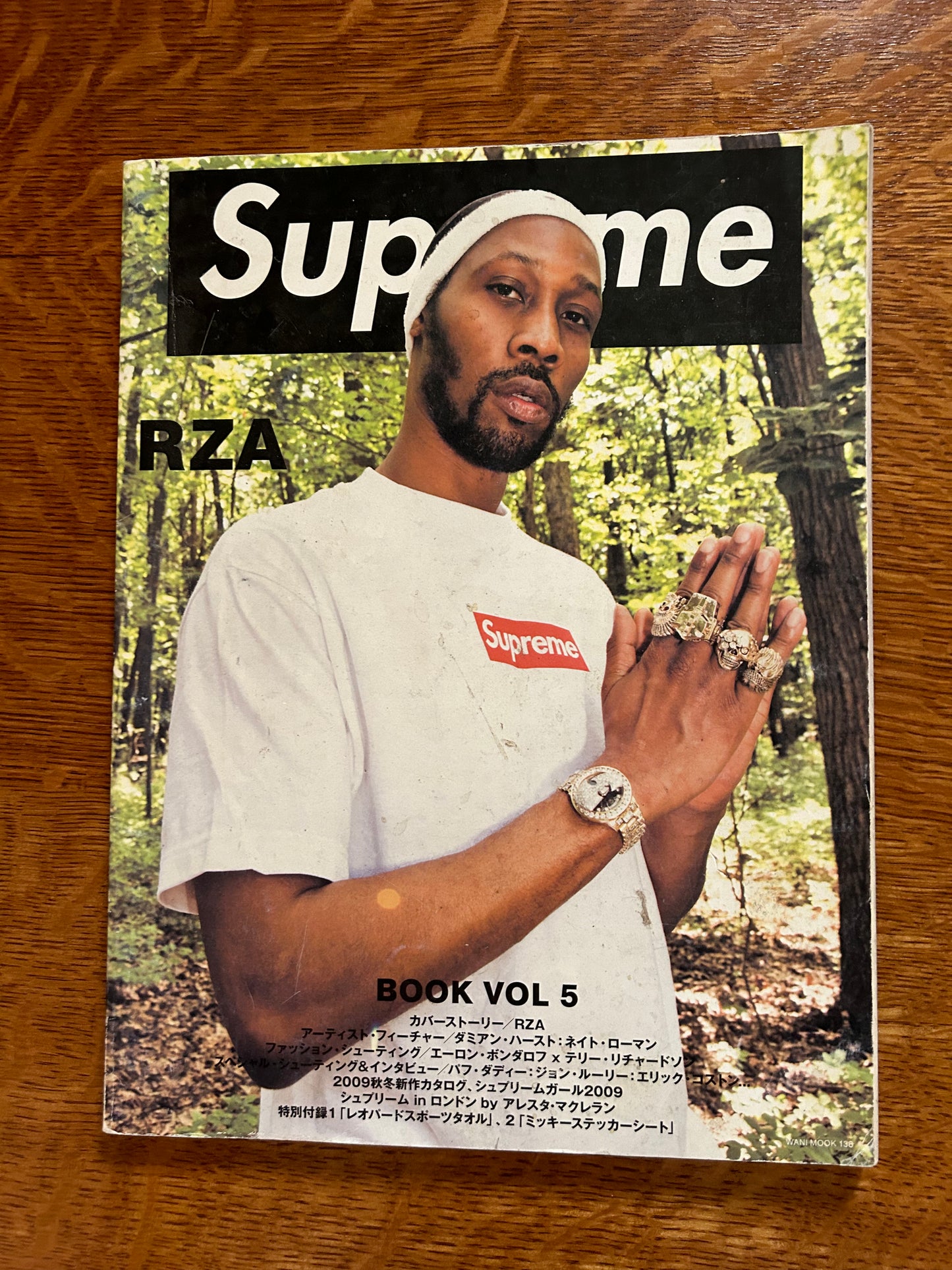 Supreme Magazine Book Vol. 5. A/W 2009-10